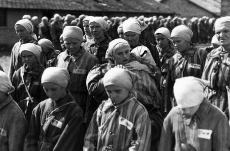 Se calcula que 6 millones de judíos perdieron su vida en los campos de exterminio nazi