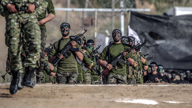 Militantes de Hamas en Gaza durante el entrenamiento (Foto: EPA)